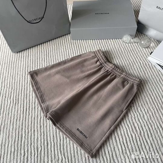Шорты Balenciaga