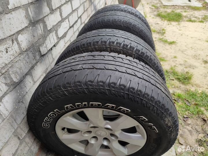 Yokohama Geolandar A/T G015 265/65 R17