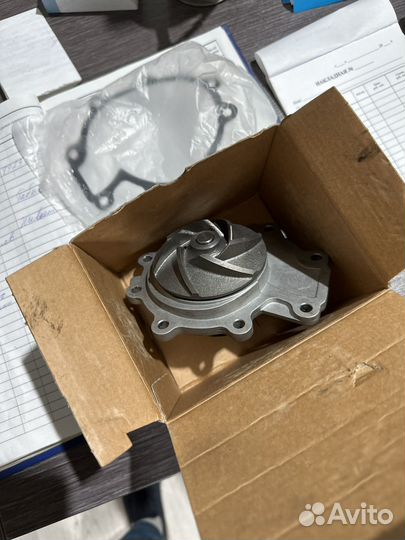 Помпа ford / mazda