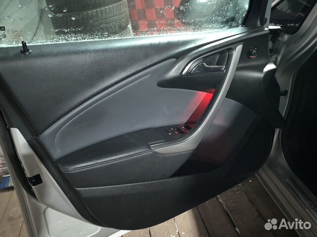 Подсветка ручек дверей Opel Astra j