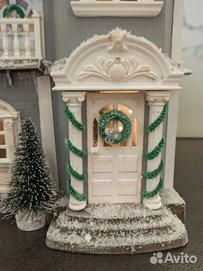 Кукольный дом-светильник