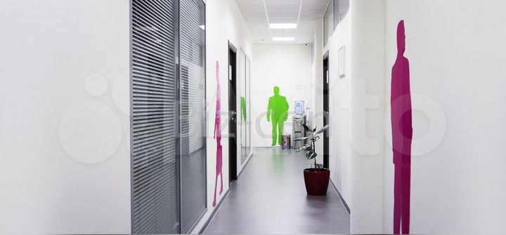 Недалеко от метро офис 880 кв.м в аренду