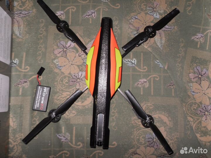 Квадрокоптер AR. Drone 2.0