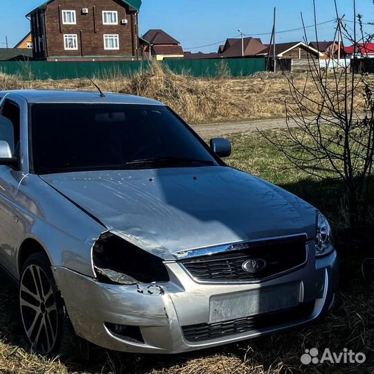 Капот приора шумленный