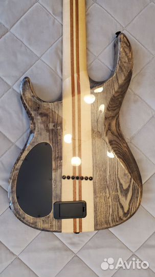 7-струнная электрогитара Kiesel / Carvin DC7x