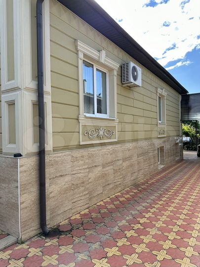 Дом 239 м² на участке 8,3 сот.