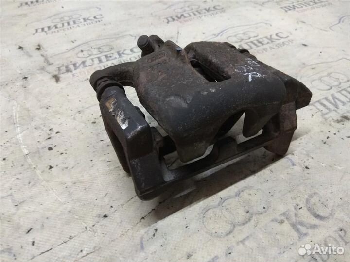 Суппорт задний правый Audi A4 (B8) 2007-2015