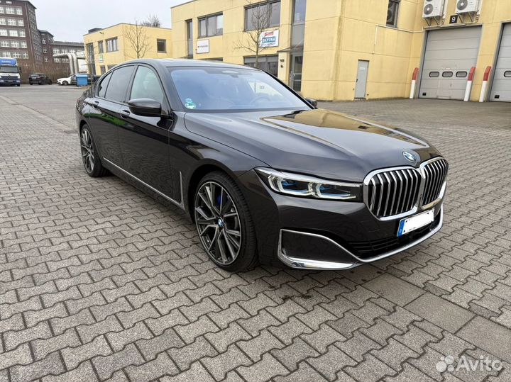 BMW 7 серия 3.0 AT, 2022, 40 000 км