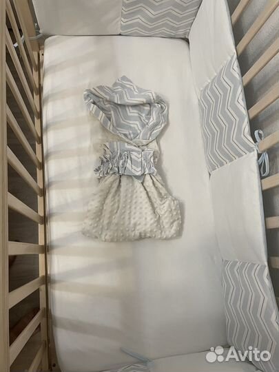 Кроватка детская с матрасом