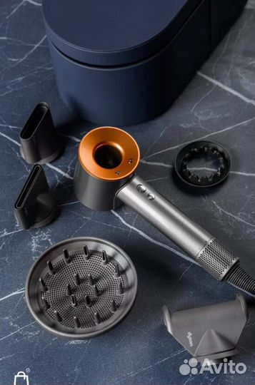 Фен Dyson Supersonic в подарочном кейсе