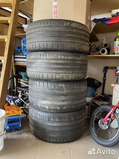 Pirelli P Zero 275/35 R21 и 315/30 R21 103Y