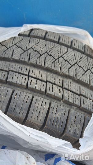 Triangle VW77 225/40 R18