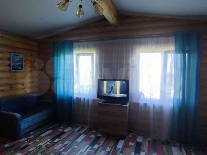 Дом 25 м² на участке 20 сот.