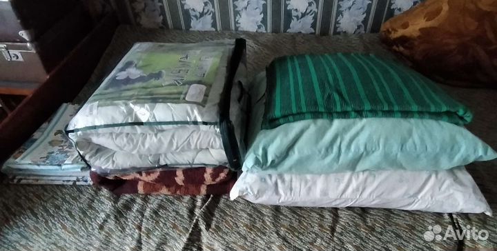 Постельные принадлежности 1,5 сп.б/у