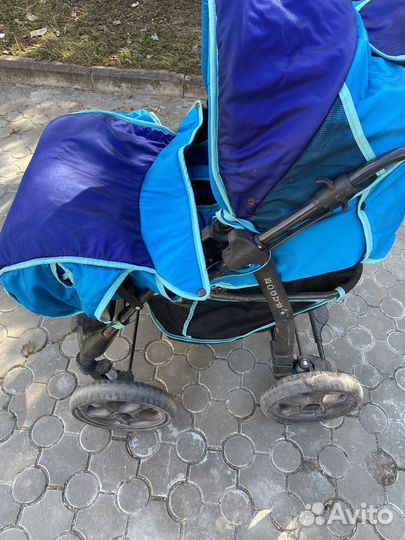 Детская кровать, стул для кормления, коляска