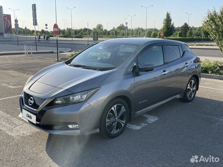 Nissan Leaf AT, 2018, 29 600 км