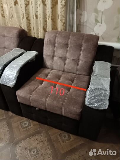 Диван угловой с креслом и пуфиком новый