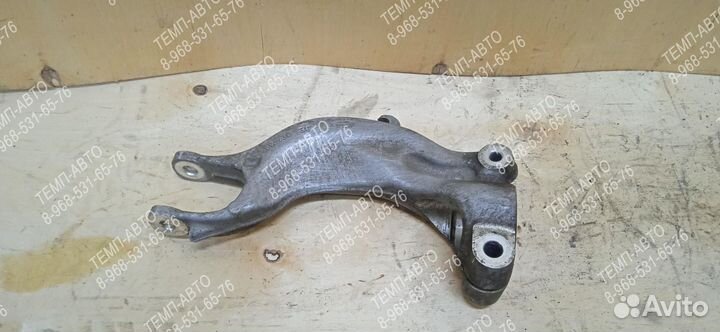 Кронштейн амортизатора левый Audi Q5 (2017-нв) 80A