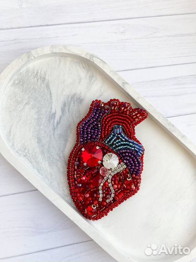 Брошь анатомическое сердце