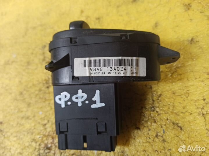 Переключатель света фар Ford Focus 1