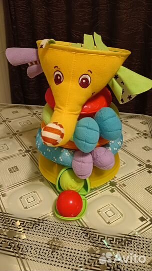 Музыкальная игрушка-пирамидка Слоник