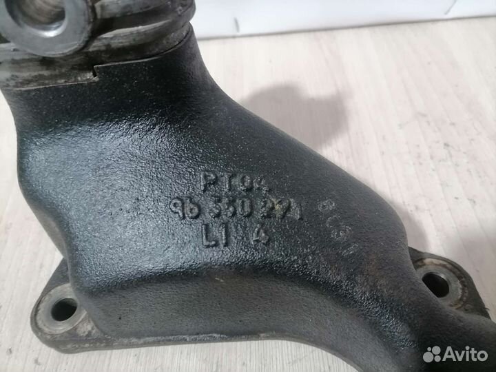 Кронштейн двигателя левый Chevrolet Lacetti