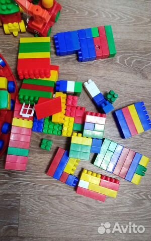 Конструктор Lego крупное(с дорогой и машинами)