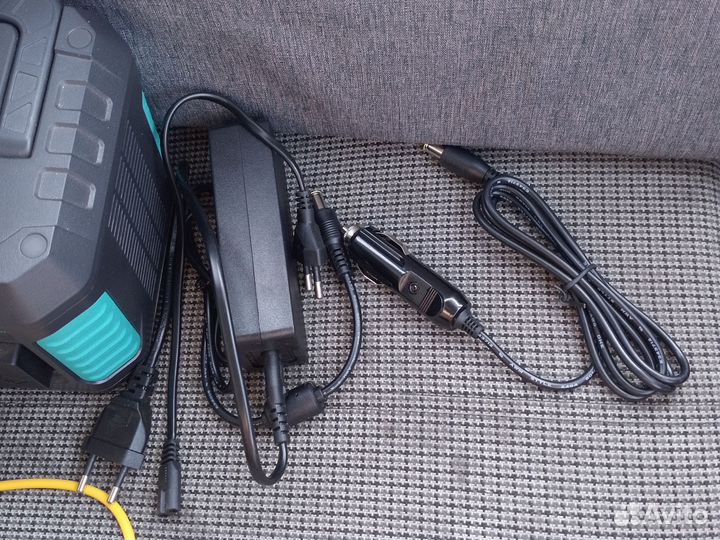 Romoss power station rs300 + solar panel 100w