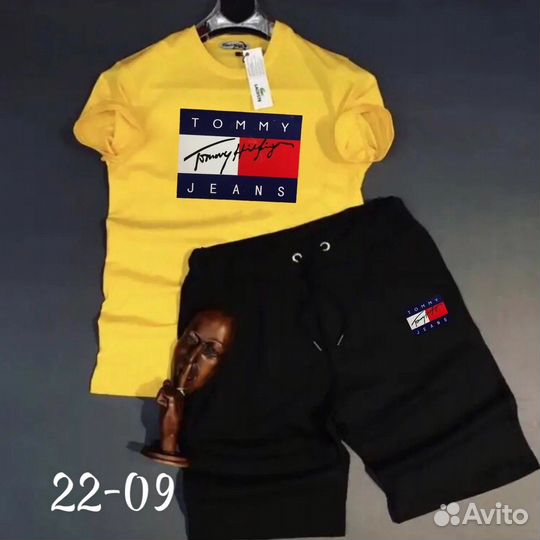 Летний костюм tommy шорты и футболка новый