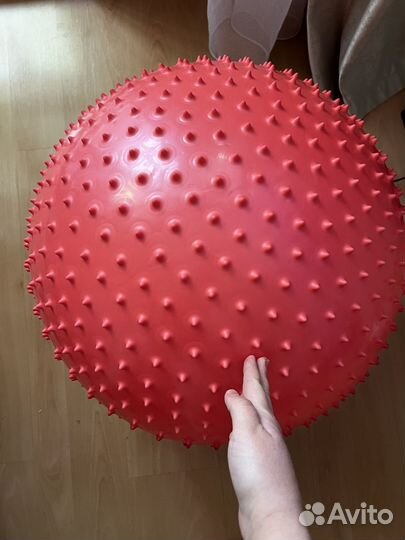 Гимнастический мяч фитбол