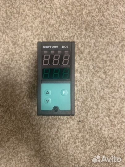 Регулятор температуры gefran
