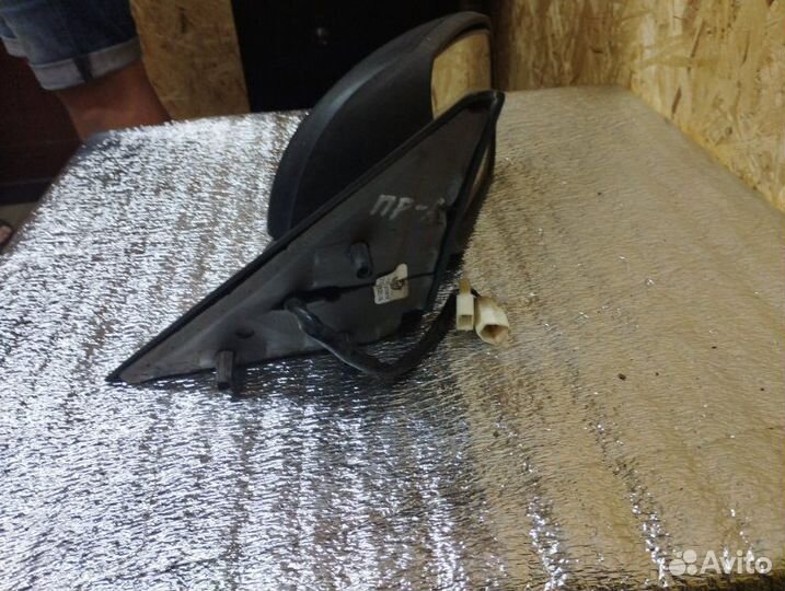 Зеркало заднего вида боковое переднее правое LADA