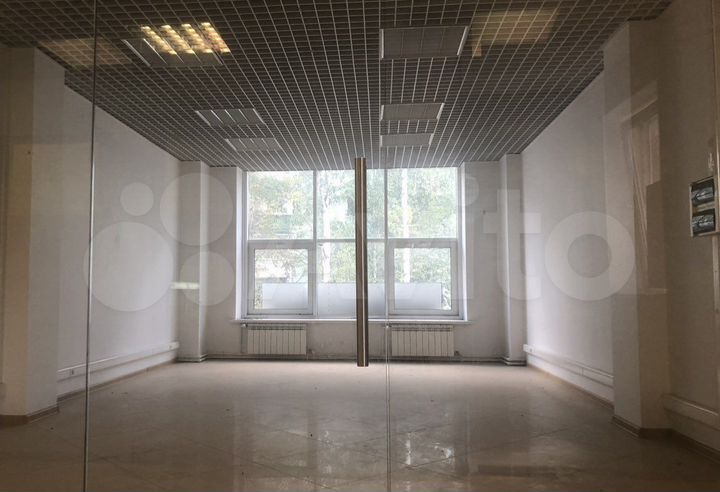 Торговая площадь, 32 м²