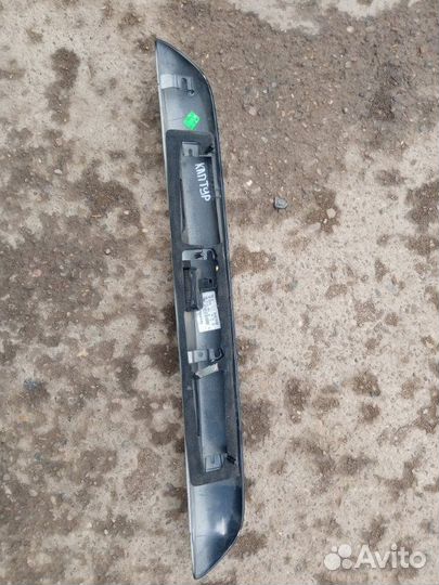 Накладка крышки багажника Renault Kaptur