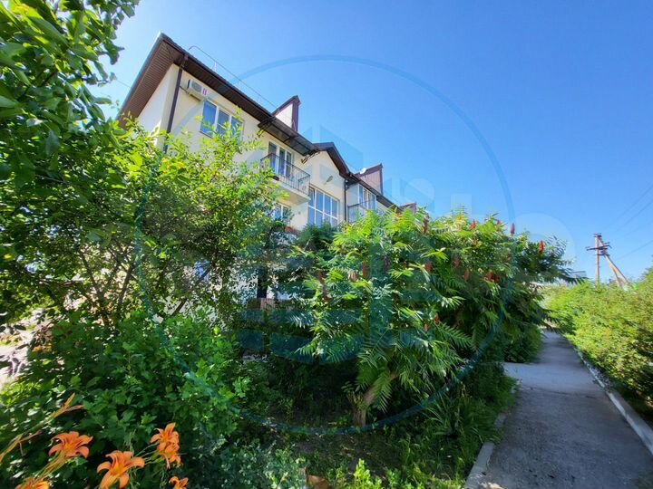 2-к. квартира, 62,1 м², 1/3 эт.