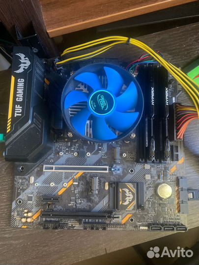 Материнская плата