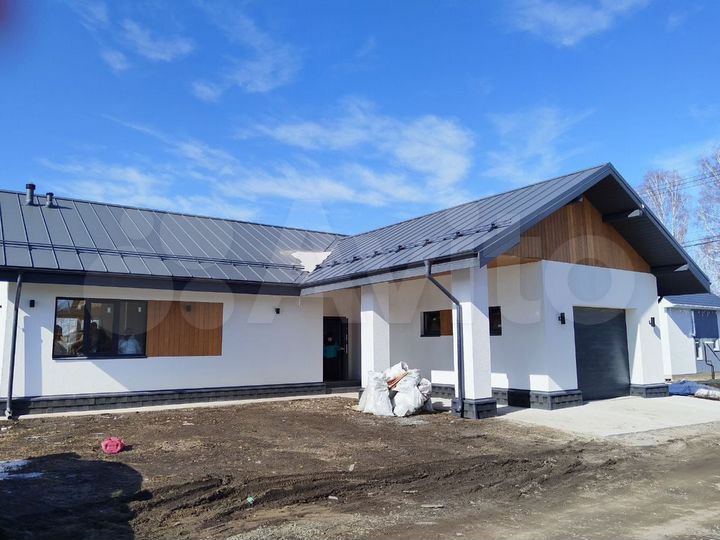 Дом 160 м² на участке 8 сот.