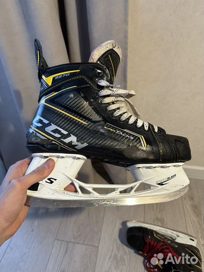 Коньки хоккейные