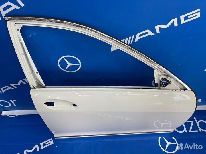 Дверь передняя правая Mercedes w221