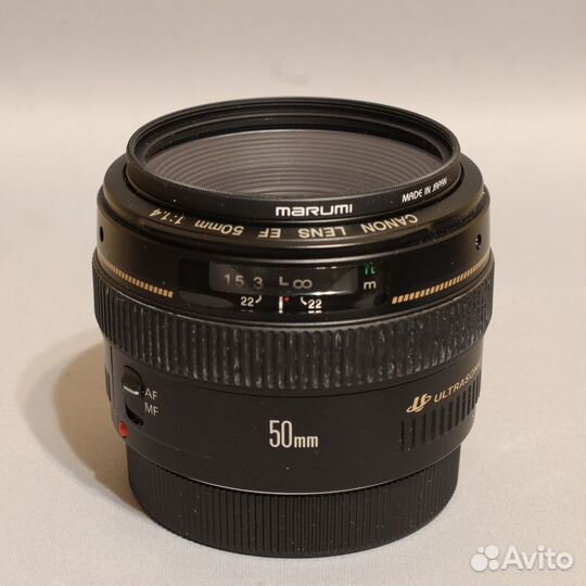 Canon EF 50mm f/1.4 USM