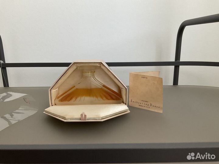 Shiseido Enchanting dance духи 20 мл