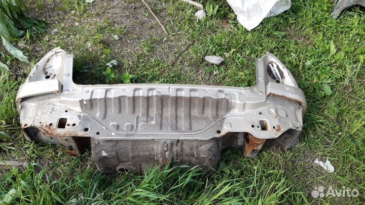 Полка задняя Hyundai Accent