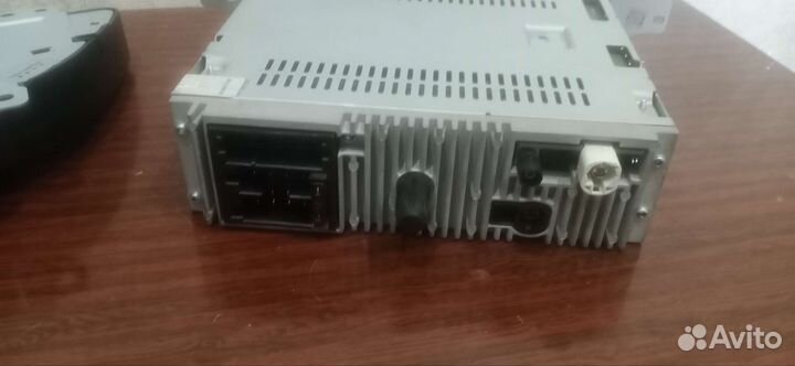 Оригинальная автомагнитола на Geely Atlas 2018