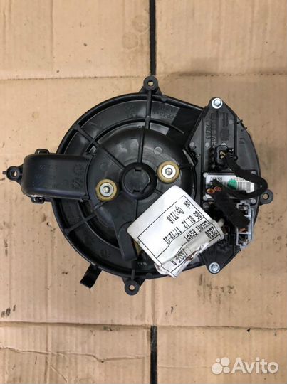 Peugeot partner tepee B9 моторчик отопителя