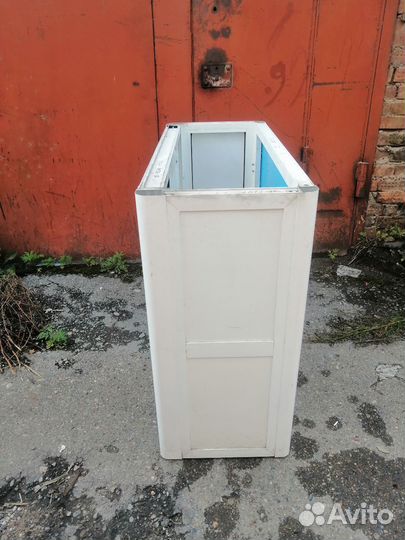 Алюминовый шкафчик бу