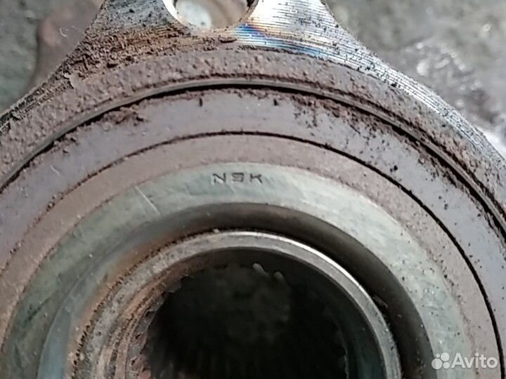 Задние ступичные подшипники Toyota RAV4