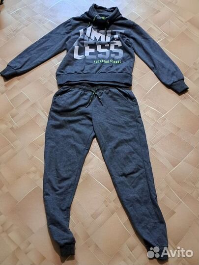 Спортивный костюм для мальчика 128