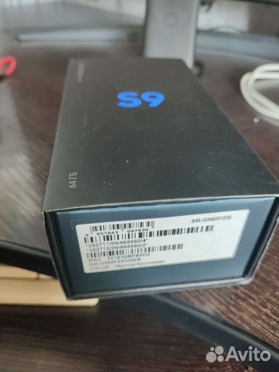 Samsung Galaxy S9, 4/64 ГБ