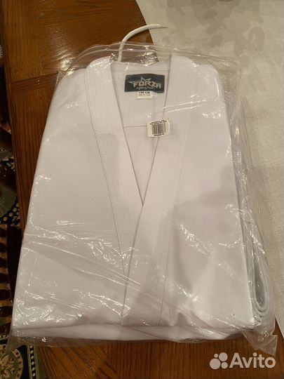 Forza кимоно д/каратэ, 180 см, цвет белый, новое