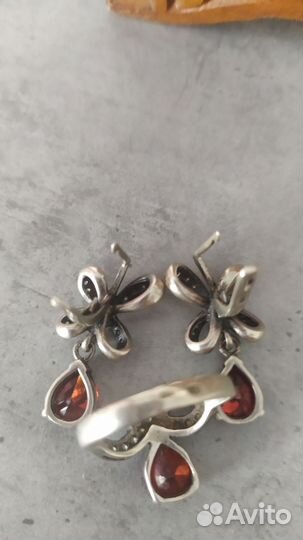 Колье ожерелье